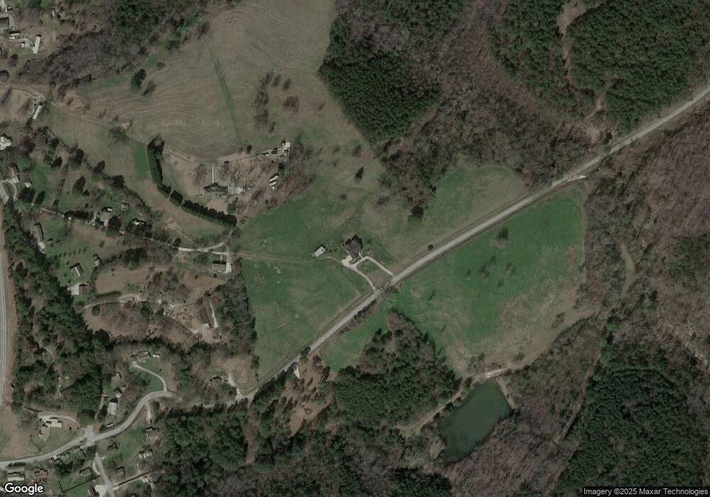 176 Crystal Ln, Walhalla, SC 29691 - photo 1