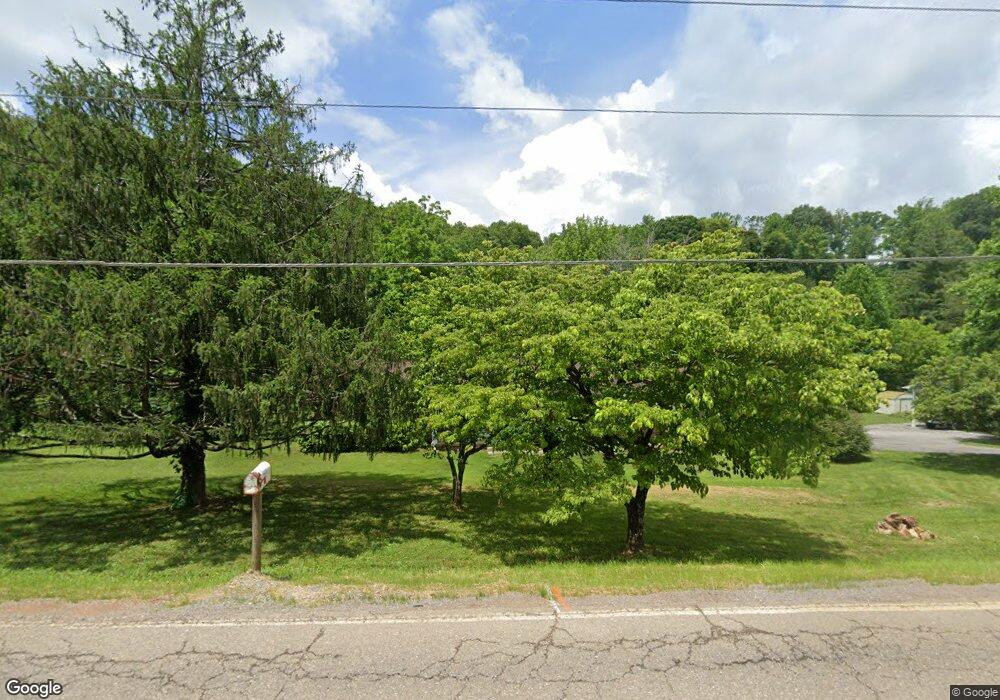 8215 Pickens Gap Rd, Knoxville, TN 37920 - photo 1