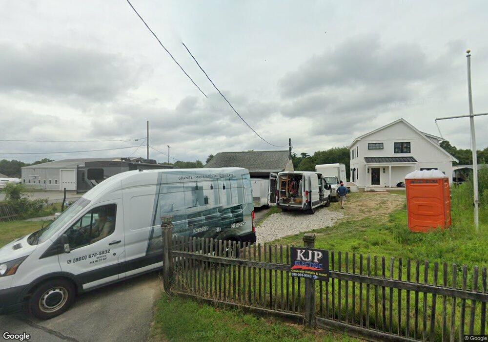 316 Gulf Rd, South Dartmouth, MA 02748 - photo 1