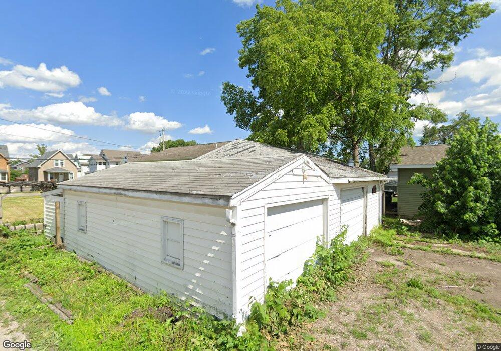 316 7th St SW, Cedar Rapids, IA 52404 - photo 1