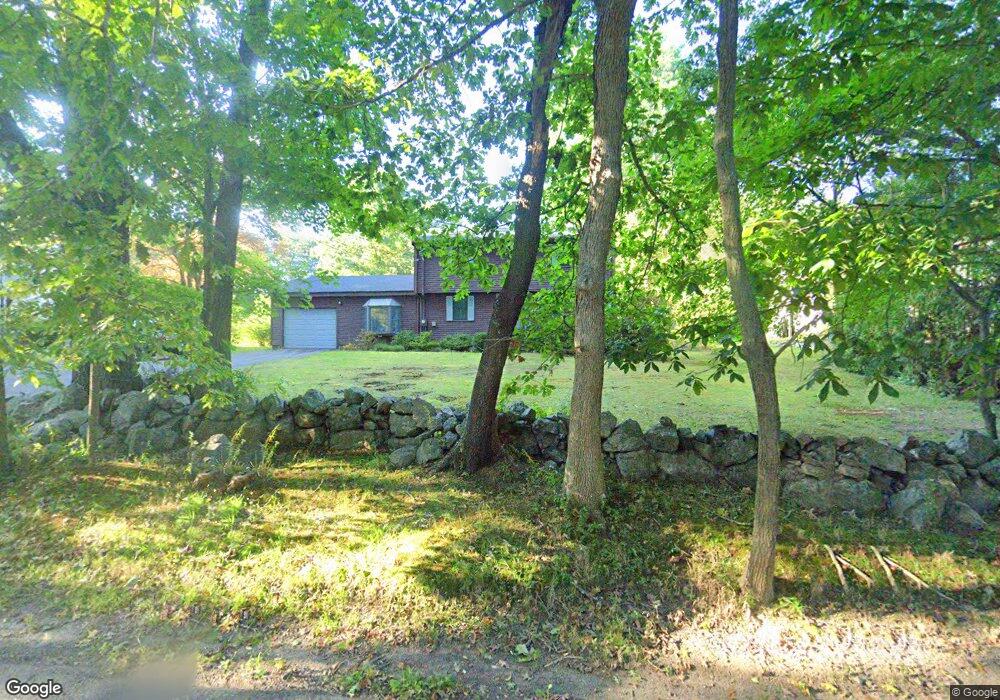 124 Elm St, Byfield, MA 01922 - photo 1