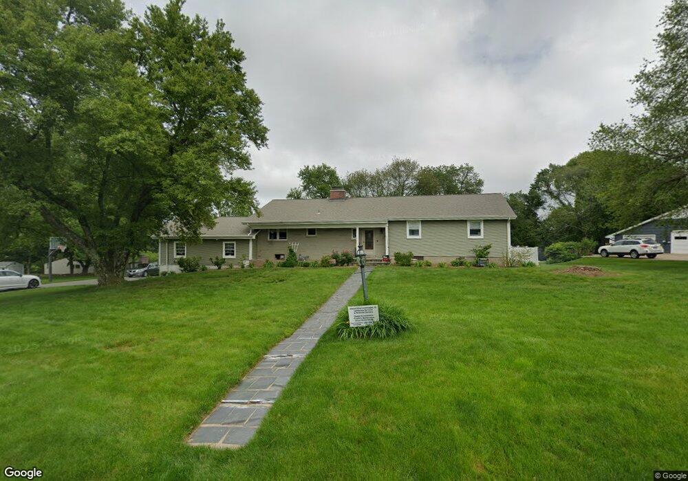 601 Harborview Rd, Orange, CT 06477 - photo 1