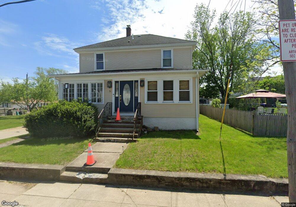 20 Lachance St, West Warwick, RI 02893 - photo 1