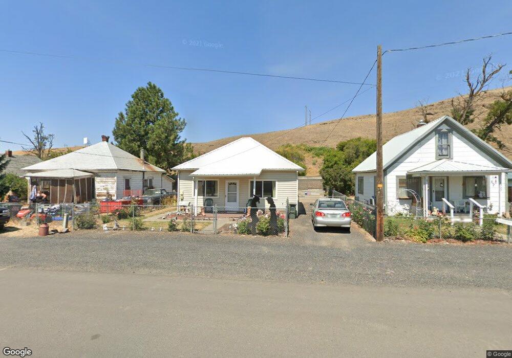 1305 SE Alexander Ave, Pendleton, OR 97801 - photo 1