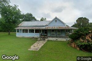 304 W Robinson Ave, Doerun, GA 31744