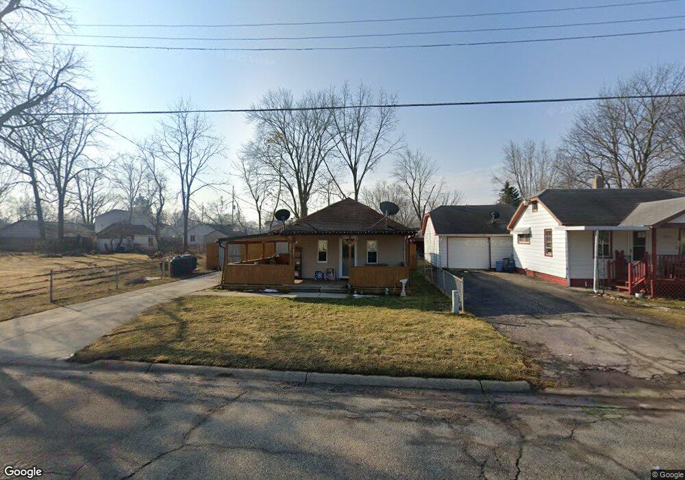 1067 W Boatfield Ave, Flint, MI 48507 - photo 1