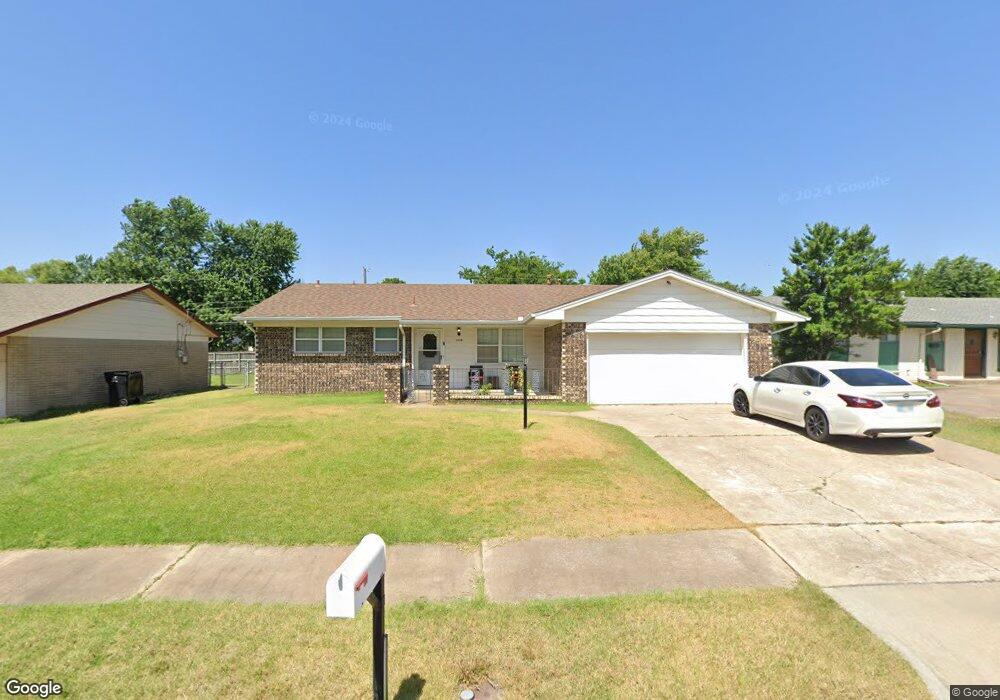 1114 N Hickory Place, Broken Arrow, OK 74012 - photo 1