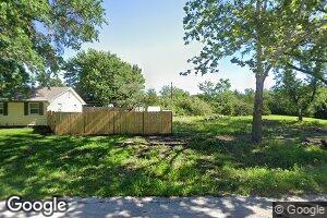 519 W 10th St, Lyndon, KS 66451