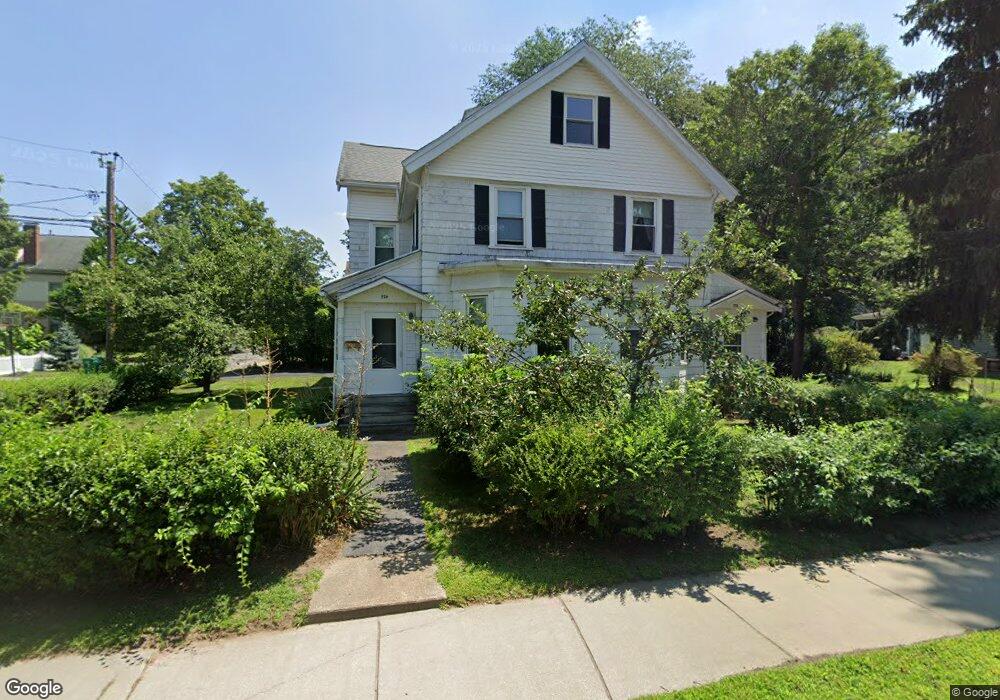 574 Grove St unit 576, Newton Lower Falls, MA 02462 - photo 1