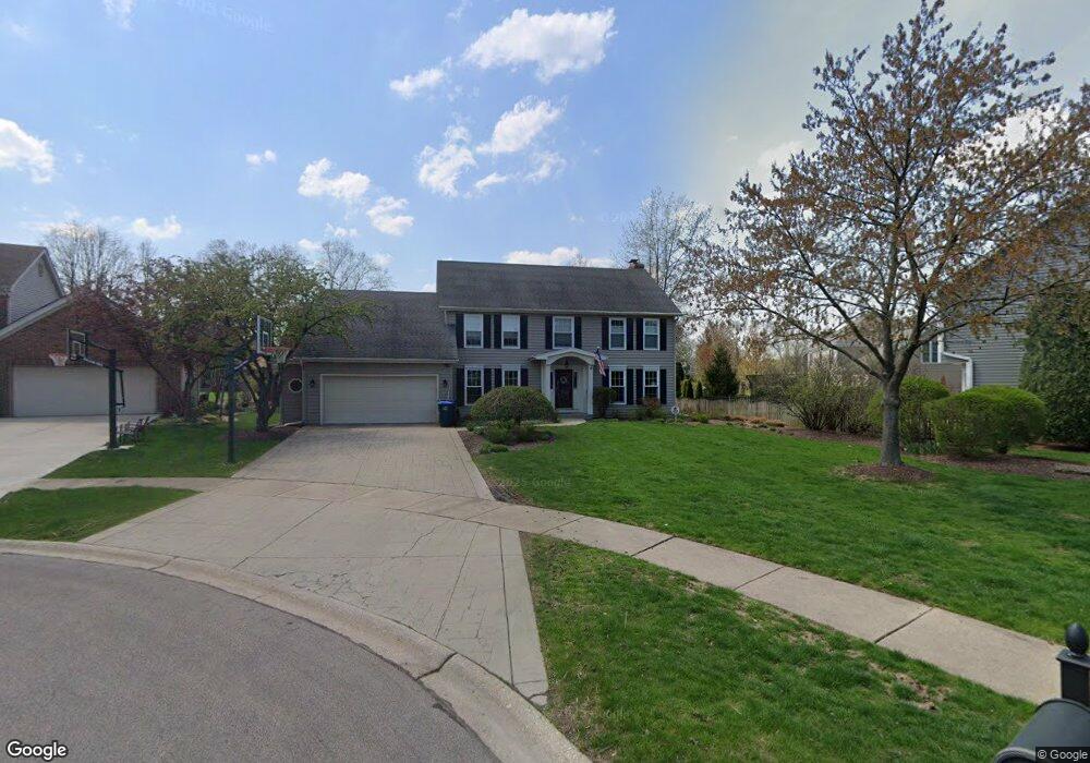 1680 Rosebud Ct unit 2, Wheaton, IL 60189 - photo 1