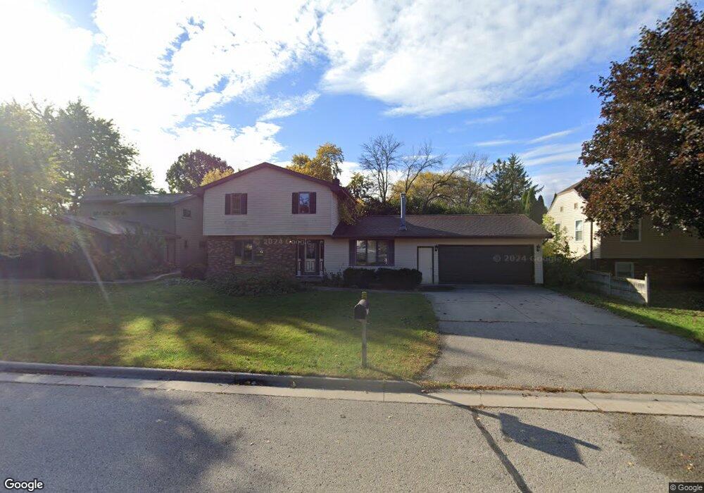 2109 W Glendale Ave, Appleton, WI 54914 - photo 1