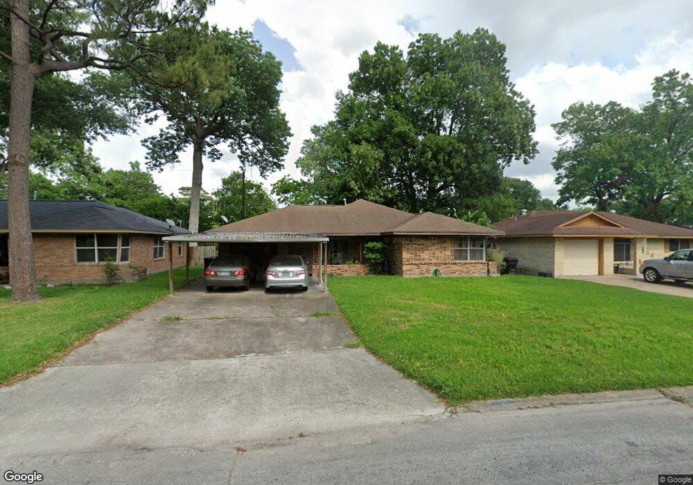 10134 Bretton Dr, Houston, TX 77016 - photo 1