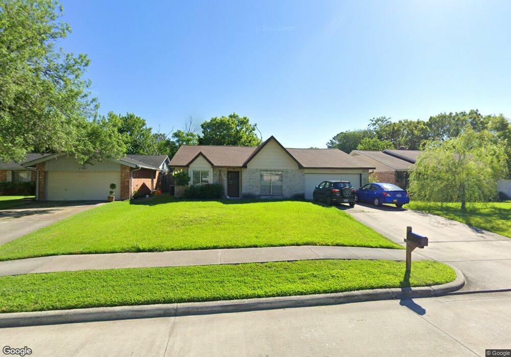 17011 Blackhawk Blvd, Friendswood, TX 77546 - photo 1