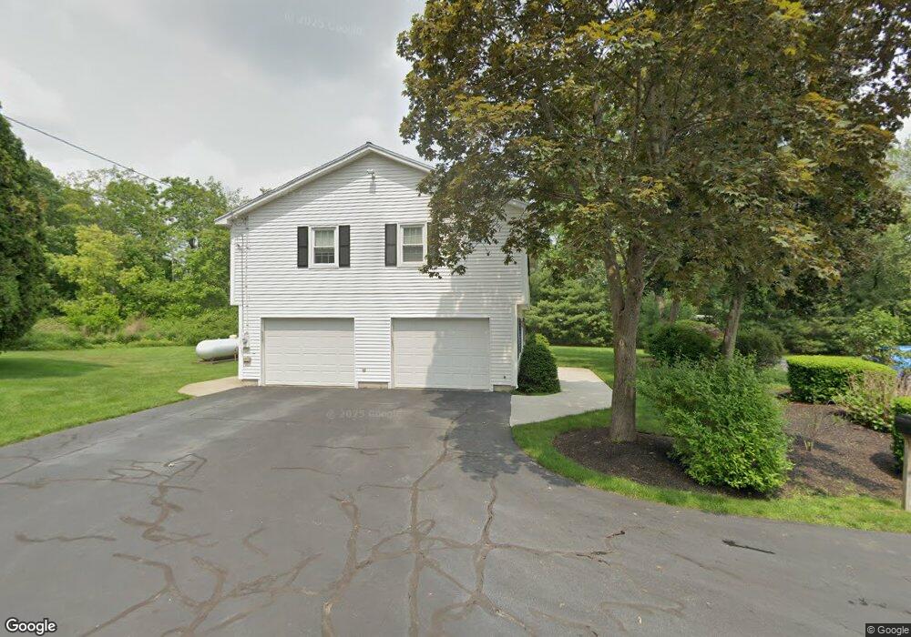 2149 Lakeview Ave, Dracut, MA 01826 - photo 1