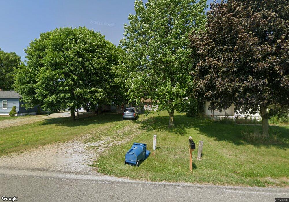 54795 Tulip Rd, New Carlisle, IN 46552 - photo 1