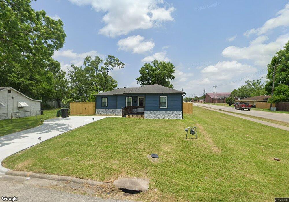 4747 Briscoe St, Houston, TX 77033 - photo 1