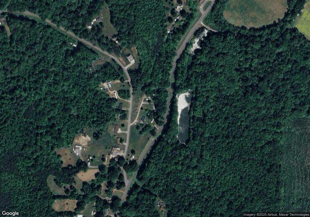 112 Freddie Dr, Statesville, NC 28625 - photo 1