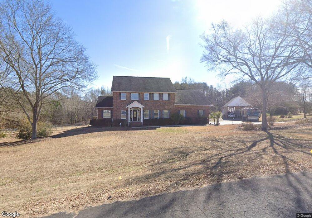 127 Jamestowne Cir, Clover, SC 29710 - photo 1