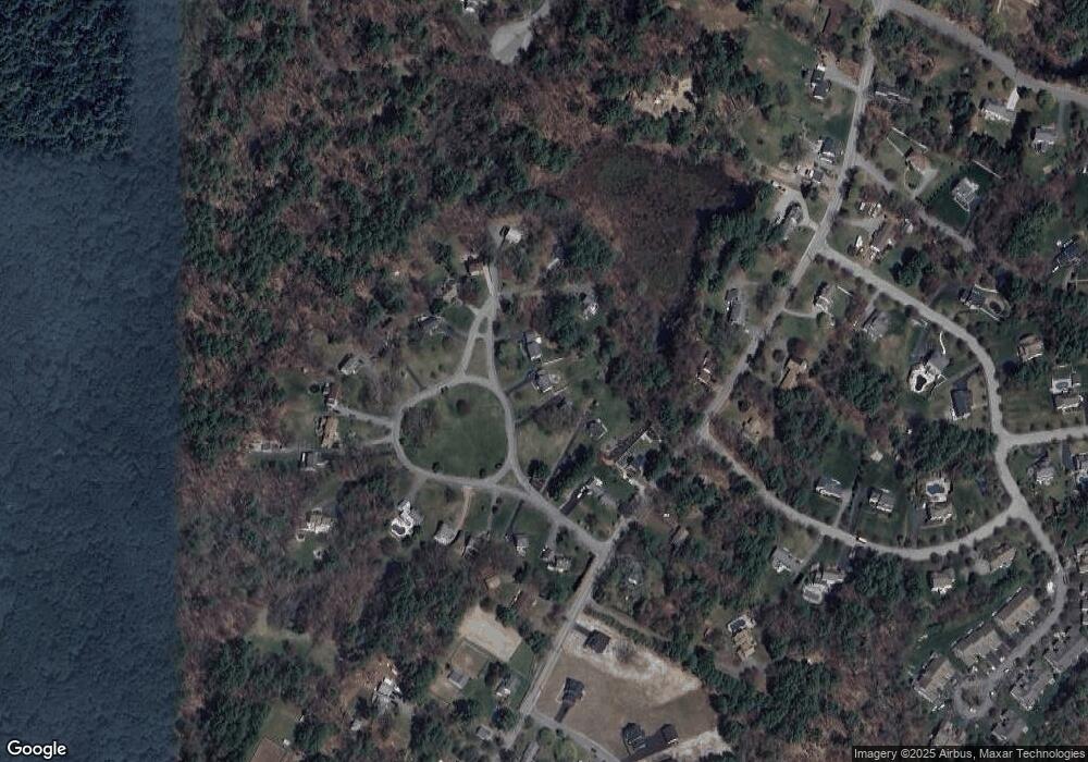 5 Village Ln, Georgetown, MA 01833 - photo 1