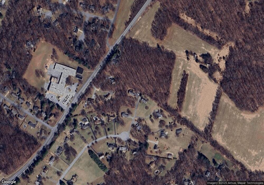 5600 Concord Dr, Sykesville, MD 21784 - photo 1