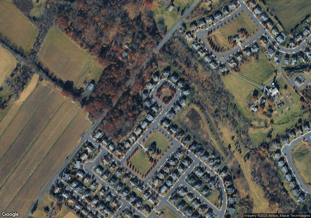 812 Myrtles Way, Perkasie, PA 18944 - photo 1