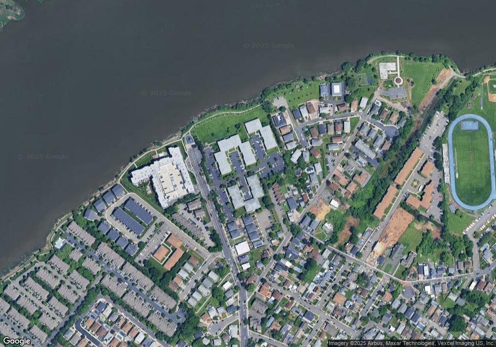 59 Riverview Ct, Secaucus, NJ 07094 - photo 1