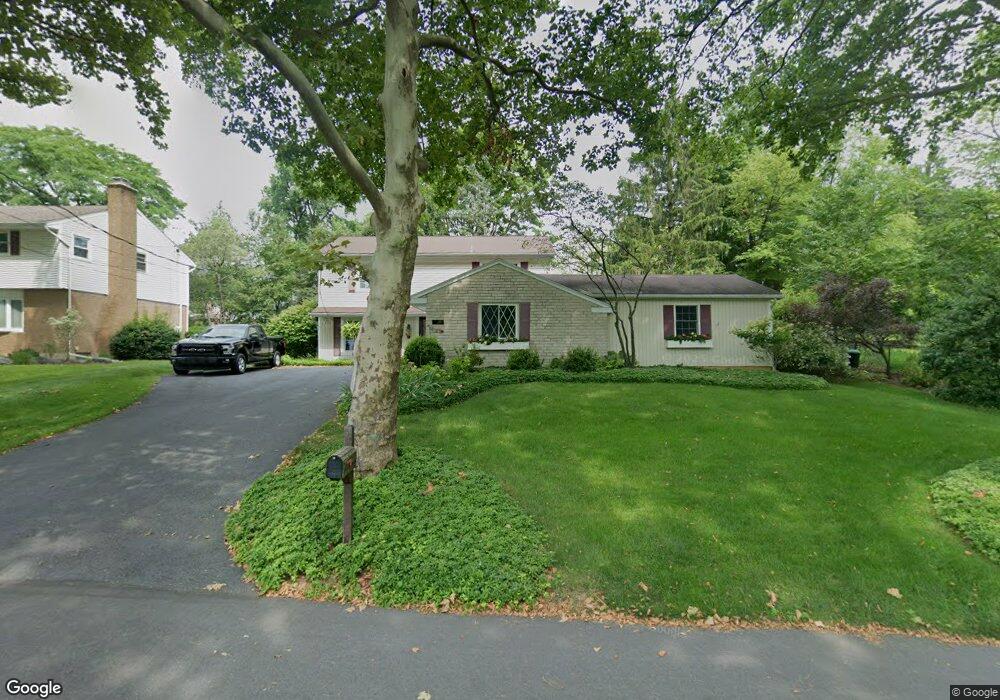 3611 Timberlane Dr, Easton, PA 18045 - photo 1