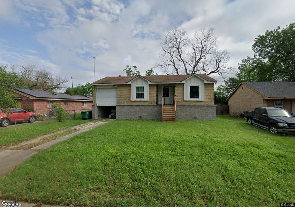 5822 Arthington St, Houston, TX 77053 - photo 1