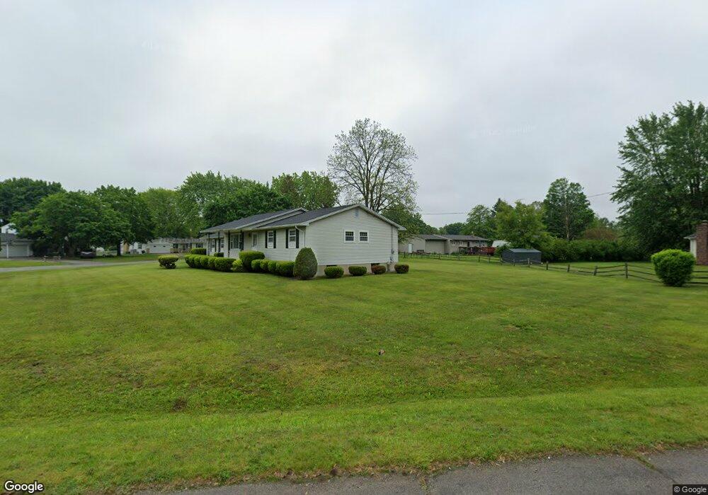 5493 Maura Dr, Flushing, MI 48433 - photo 1