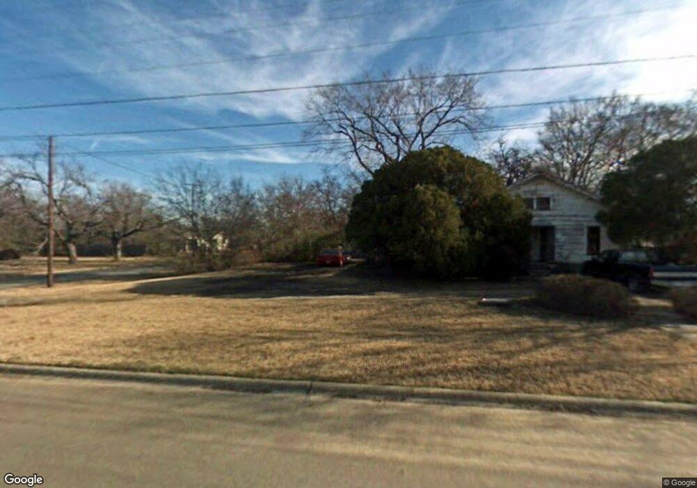1721 N Brents Ave, Sherman, TX 75090 - photo 1
