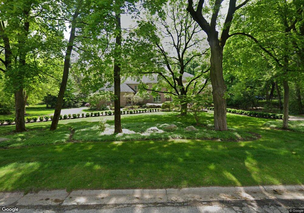 4966 Stoneleigh Rd, Bloomfield Hills, MI 48302 - photo 1