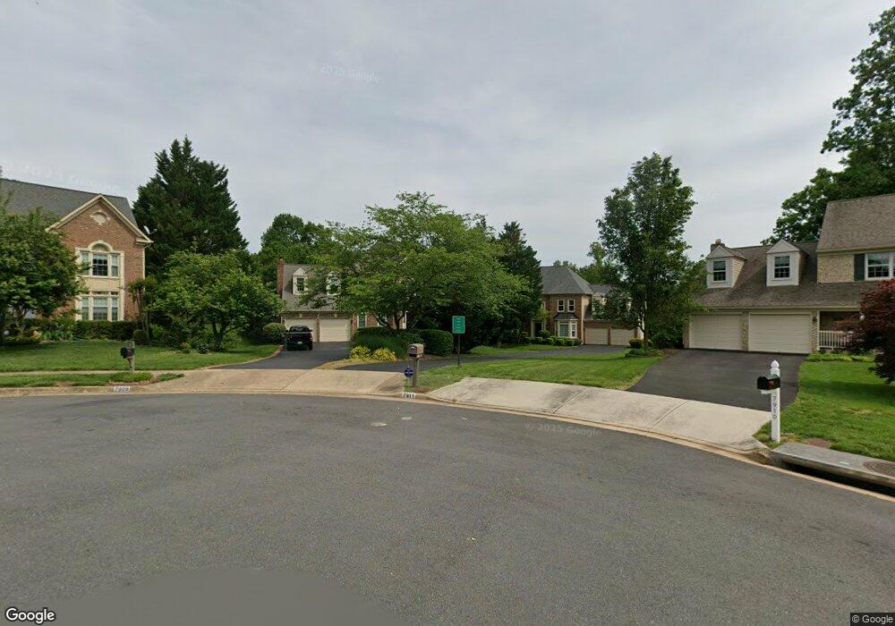 7909 Scott Ct, Springfield, VA 22153 - photo 1