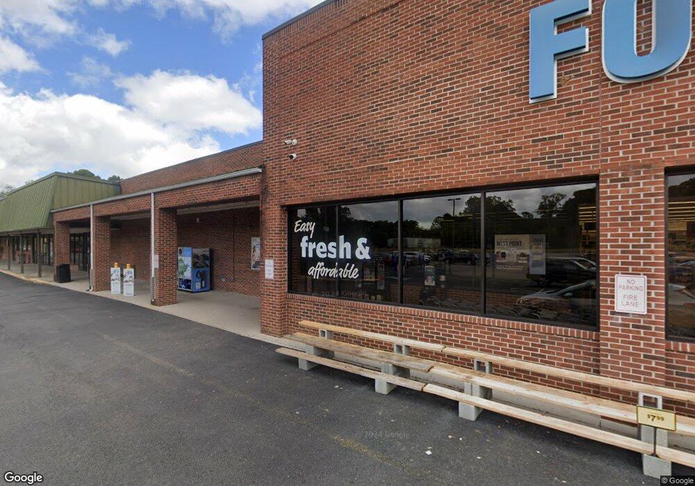 100 Winters St, West Point, VA 23181 - photo 1