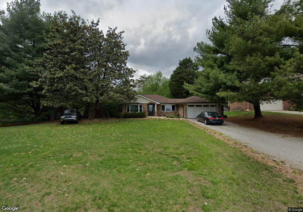 8405 N Skyline Dr, Floyds Knobs, IN 47119 - photo 1