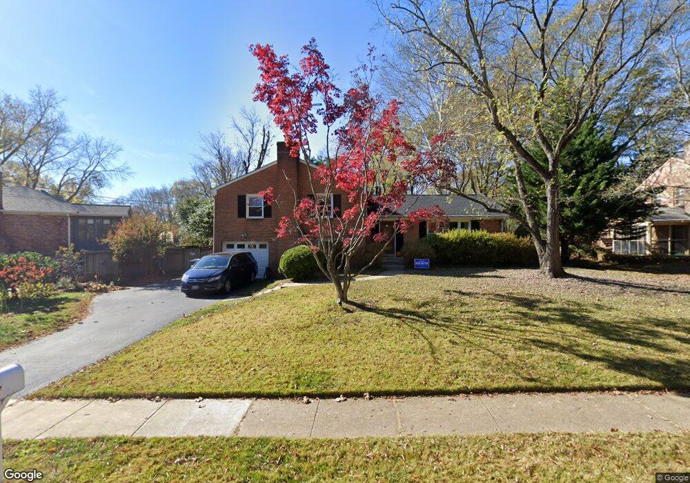 7706 Kirkside Dr, Alexandria, VA 22306 - photo 1
