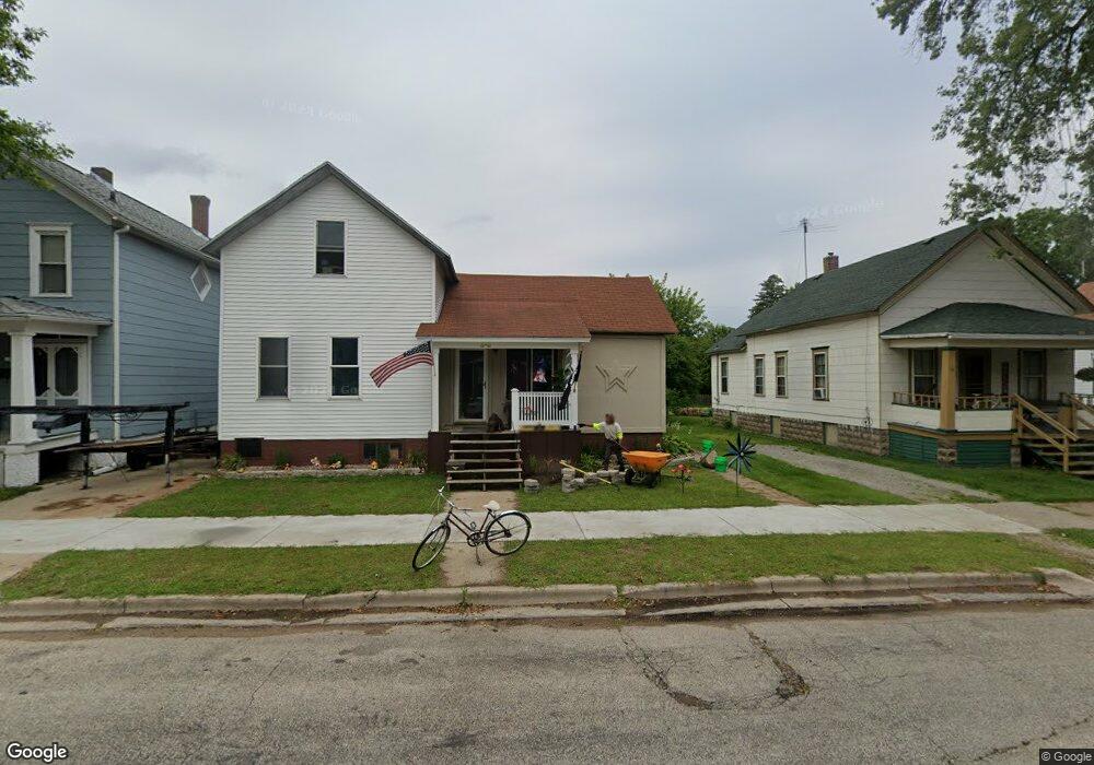 812 15th Ave, Menominee, MI 49858 - photo 1