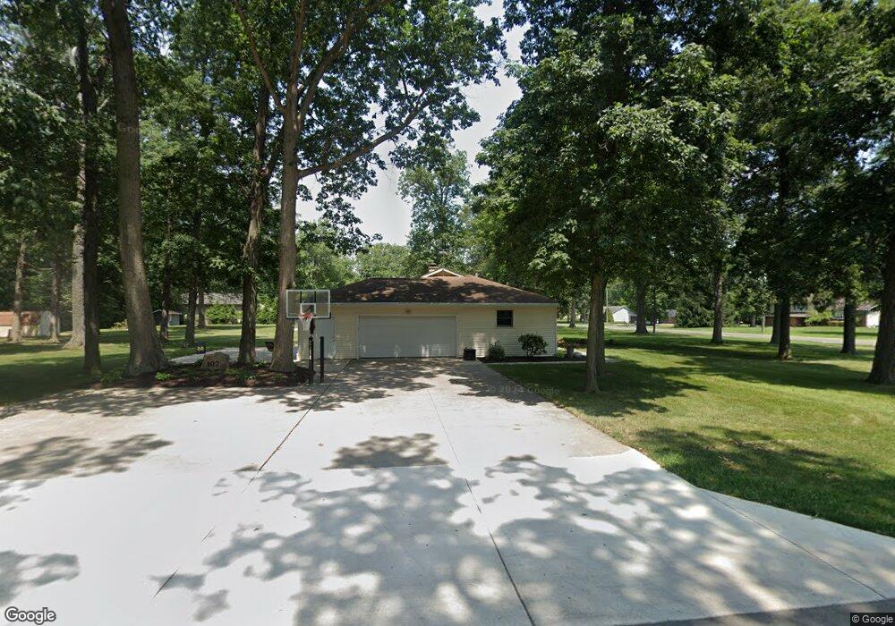 107 W Beech Dr, Decatur, IN 46733 - photo 1