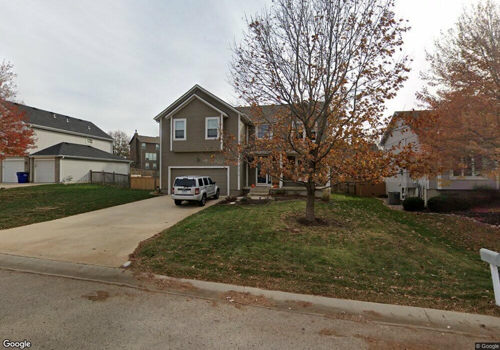 21213 W 53rd St, Shawnee, KS 66218 - photo 1