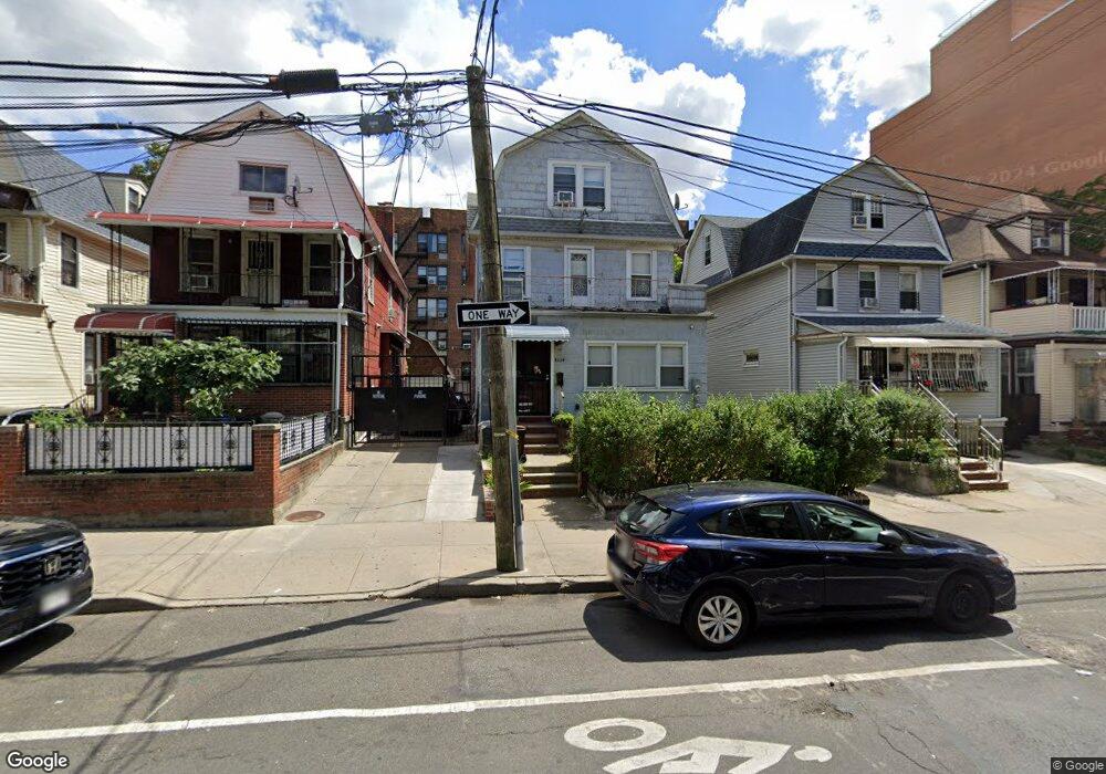 8226 Britton Ave, Elmhurst, NY 11373 - photo 1