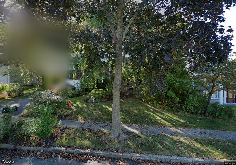 24 Wesleyan Rd, ComMacK, NY 11725 - photo 1