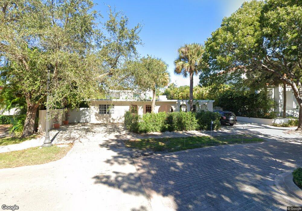 291 W Mashta Dr, Key Biscayne, FL 33149 - photo 1