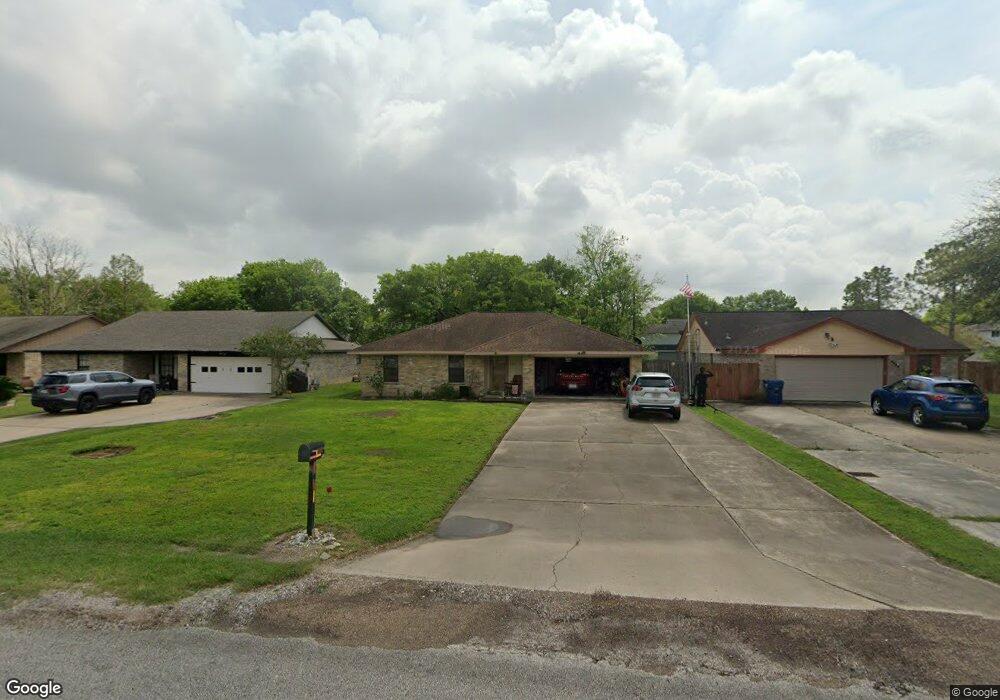 2802 Golden Ave, Bay City, TX 77414 - photo 1