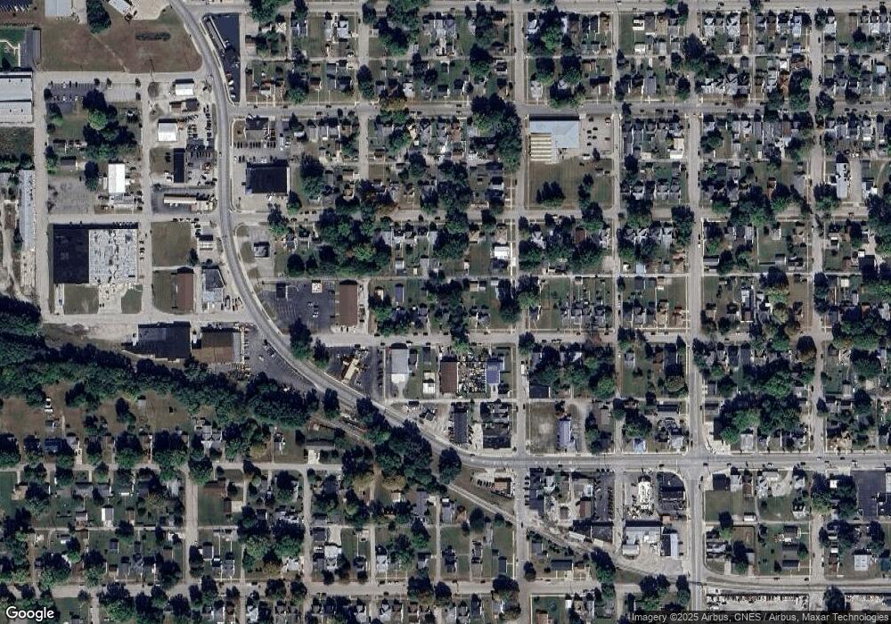 818 W Broadway, Logansport, IN 46947 - photo 1