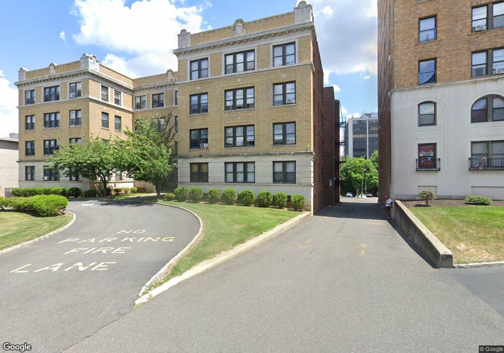 94 S Harrison St unit 405R, East Orange, NJ 07018 - photo 1