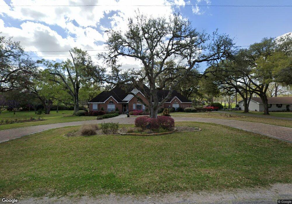 523 College St, East Bernard, TX 77435 - photo 1