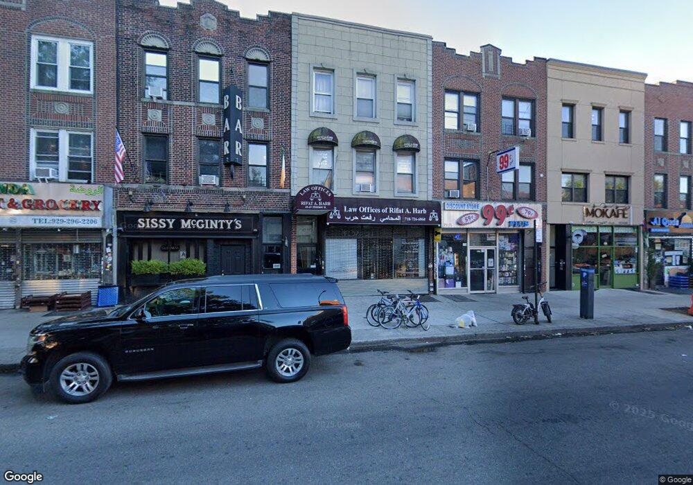 2569 Steinway St, Long Island City, NY 11103 - photo 1