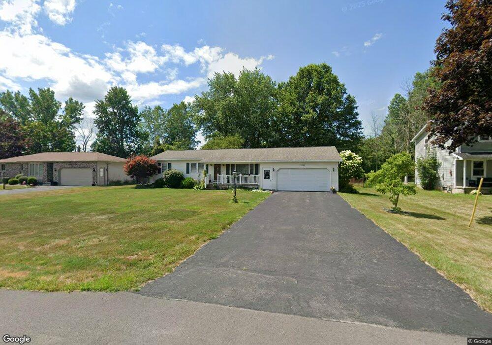 7200 Nickett Dr, North Tonawanda, NY 14120 - photo 1