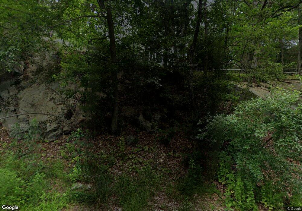 25 Riverbank Dr, Stamford, CT 06903 - photo 1