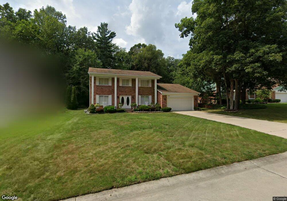 2248 Kiev Ct, West Bloomfield, MI 48324 - photo 1