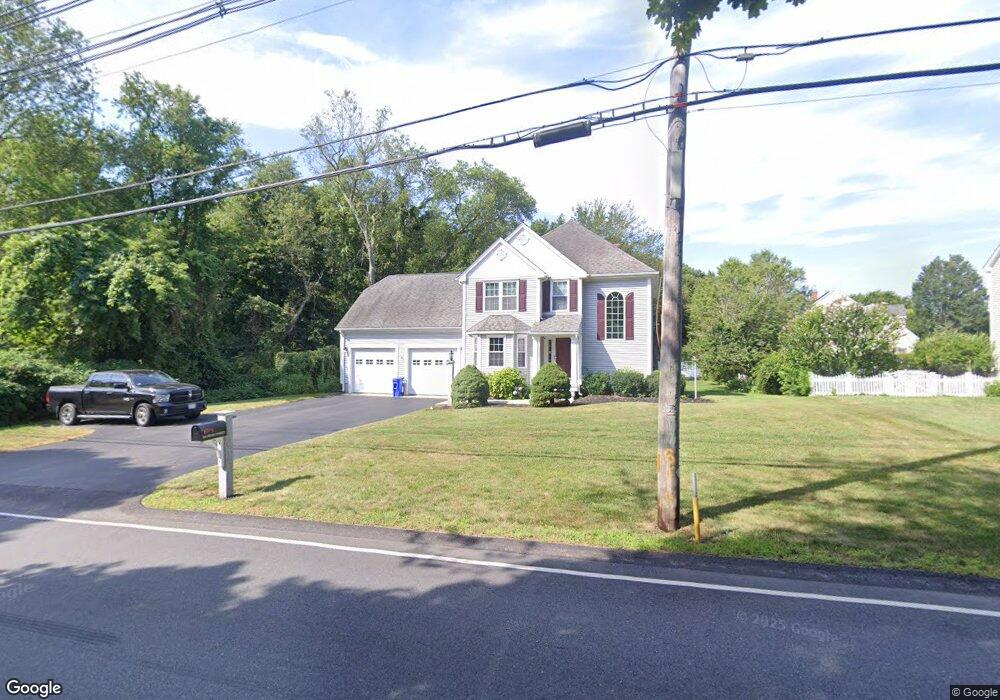 544 Read St, Attleboro, MA 02703 - photo 1